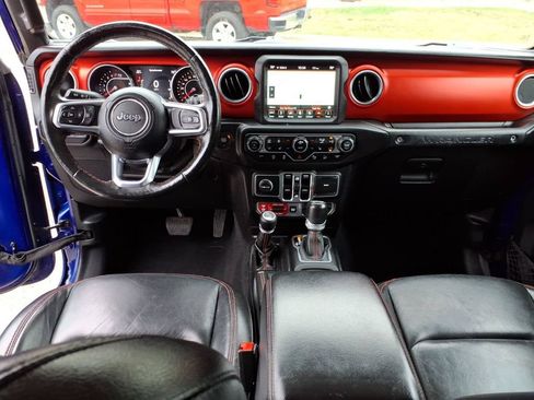 Used 2018 Jeep Wrangler Unlimited Rubicon AWD/4WD image 13