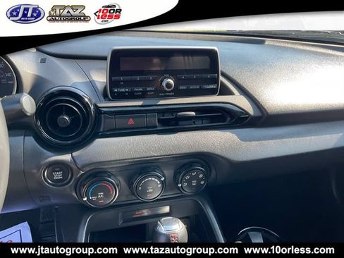 Used 2016 MAZDA MX-5 Miata Sport RWD image 17