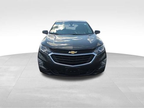 Used 2020 Chevrolet Equinox LT FWD image 2