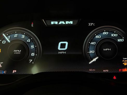 Used 2025 RAM 1500 Big Horn AWD/4WD image 15
