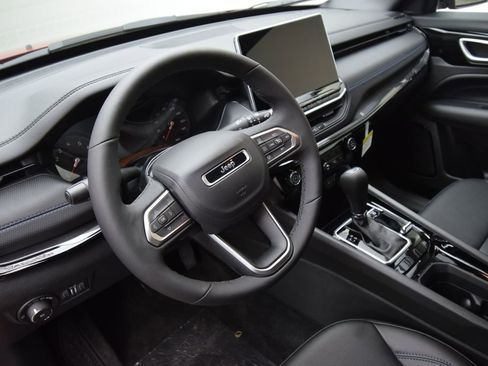 New 2026 Jeep Compass Limited image 33