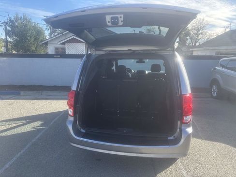 Used 2019 Dodge Grand Caravan GT FWD image 33