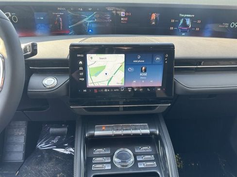 New 2026 Lincoln Nautilus Premier w/ Equipment Group 102A AWD/4WD image 15