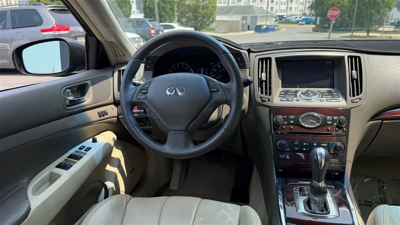 Used 2011 INFINITI G37 x Sedan w/ Premium Pkg AWD/4WD image 19