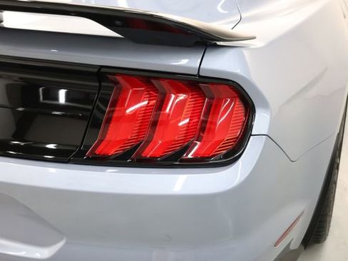 Used 2022 Ford Mustang Shelby GT500 w/ Technology Package image 70