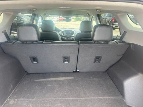 Used 2023 GMC Terrain SLT FWD image 18