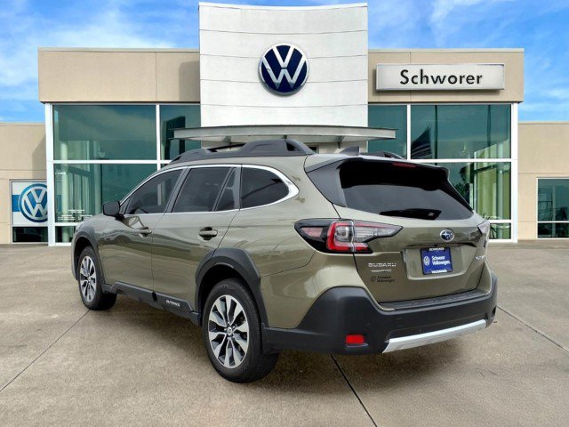 Used 2023 Subaru Outback Limited AWD/4WD image 12