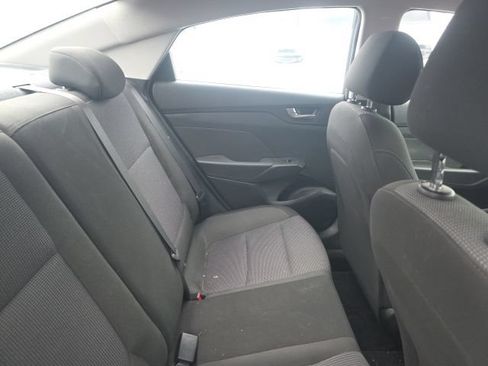 Used 2019 Hyundai Accent SE FWD image 11