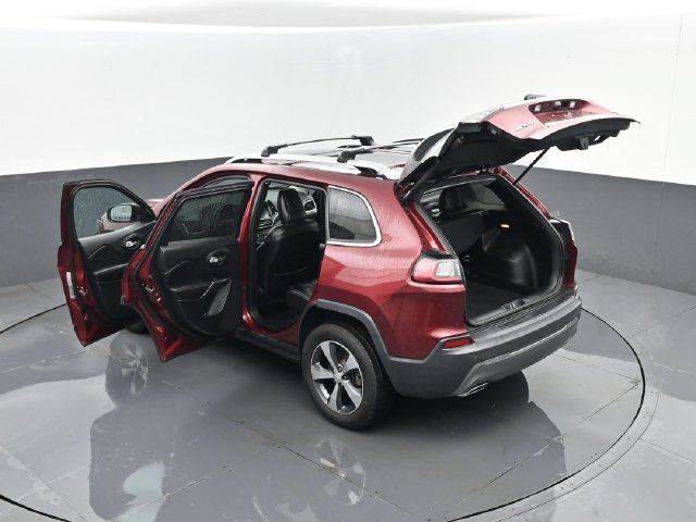 Used 2019 Jeep Cherokee Limited AWD/4WD image 29