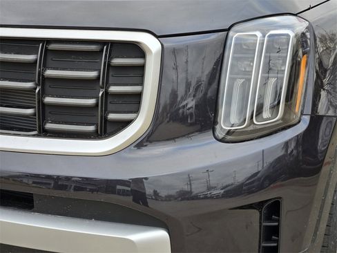 New 2025 Kia Telluride S image 6