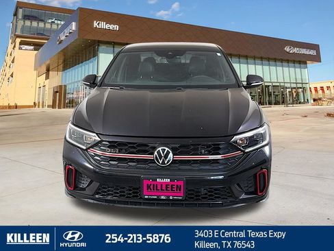 Used 2022 Volkswagen Jetta GLI Autobahn FWD image 2