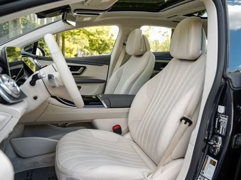 Used 2022 Mercedes-Benz EQS 450+ Sedan image 43