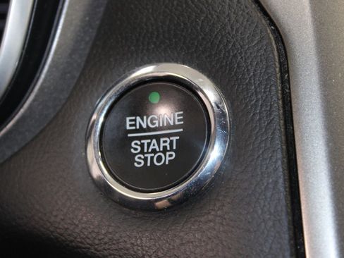 Used 2020 Ford Fusion SE FWD image 25