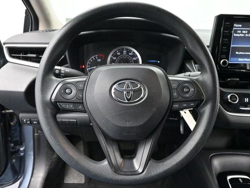 Used 2022 Toyota Corolla LE image 14