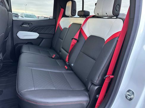 New 2026 GMC Canyon AT4X image 18