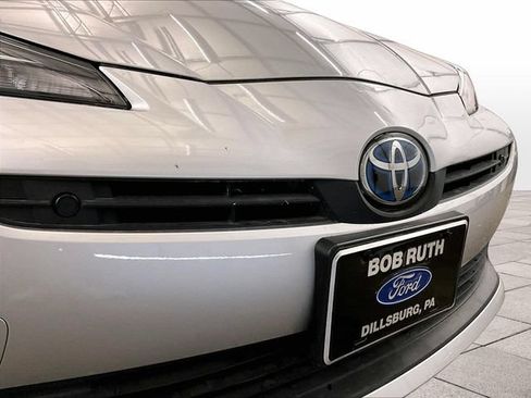 Used 2019 Toyota Prius Limited FWD image 29