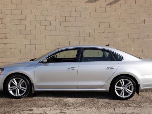Used 2015 Volkswagen Passat TDI SE FWD image 20