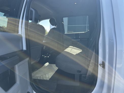 Used 2019 Ford F250 XLT AWD/4WD image 9