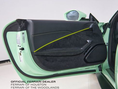 Used 2025 Ferrari Roma Spider image 24