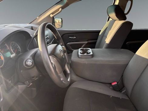 Used 2015 Nissan Titan S w/ S Popular Equipment Package image 9