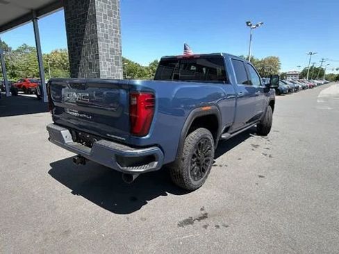 New 2026 GMC Sierra 2500 Denali Ultimate AWD/4WD image 7