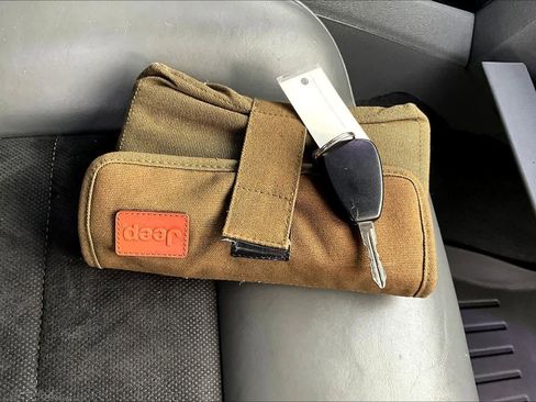 Used 2007 Jeep Grand Cherokee SRT8 w/ SRT Option Group I image 20