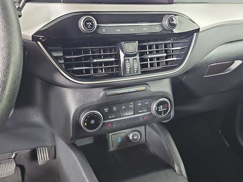 Used 2020 Ford Escape SE FWD image 20