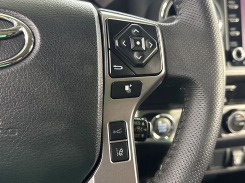Used 2023 Toyota Tacoma SR5 AWD/4WD image 44
