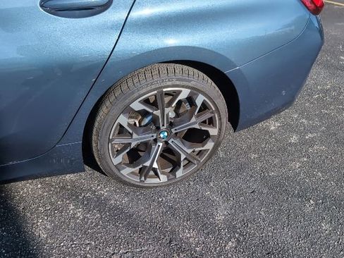 Used 2025 BMW 330i Sedan image 7