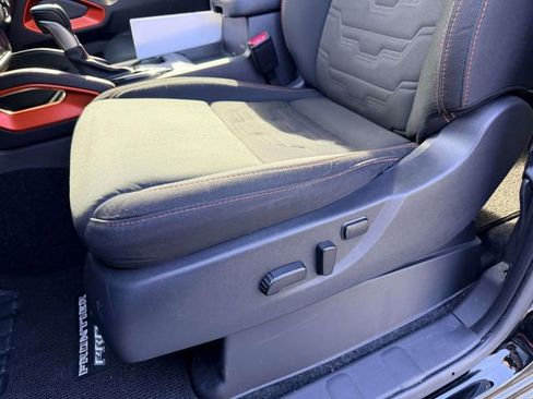 Used 2025 Nissan Frontier PRO-4X w/ Tow Package image 17