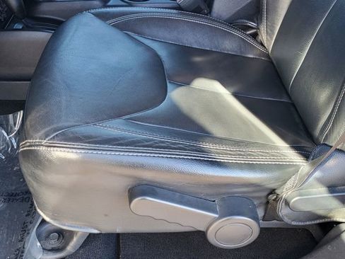 Used 2016 Jeep Wrangler Unlimited Sahara w/ Connectivity Group image 14