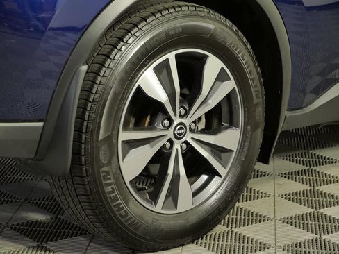 Used 2024 Nissan Murano SV AWD/4WD image 11