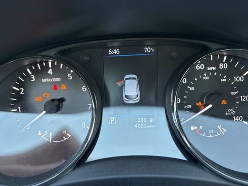 Used 2022 Nissan Rogue Sport SL w/ Premium Package AWD/4WD image 7