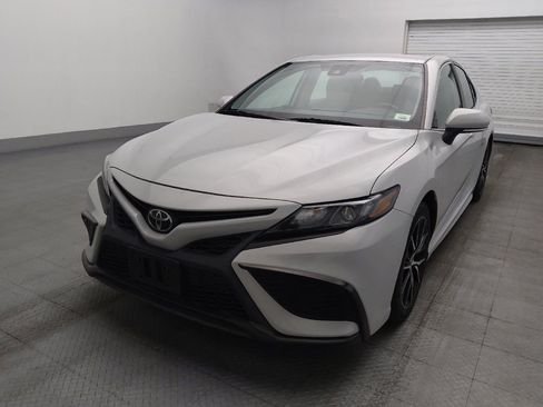 Used 2023 Toyota Camry SE FWD image 15
