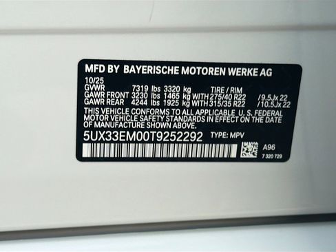 New 2026 BMW X7 M60i w/ Climate Comfort Package image 44