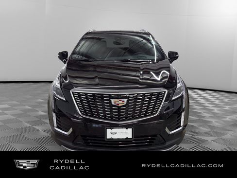 Certified 2025 Cadillac XT5 Premium Luxury w/ Technology Package AWD/4WD image 8