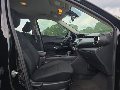 Used 2023 Nissan Kicks SV w/ Interior Electronics Package FWD image 40