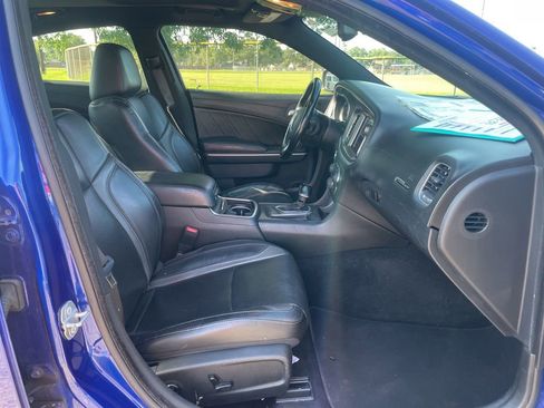 Used 2020 Dodge Charger SXT w/ Plus Group RWD image 15