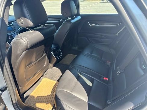 Used 2019 Cadillac XTS Luxury FWD image 31
