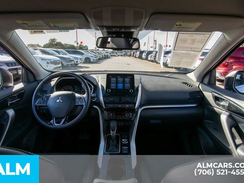 Used 2024 Mitsubishi Eclipse Cross SE image 12