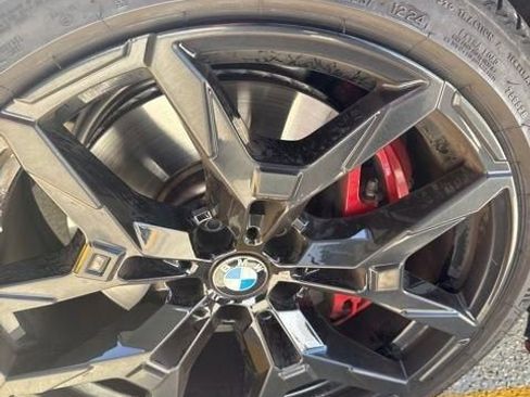 Used 2025 BMW 330i Sedan w/ M Sport Package image 26