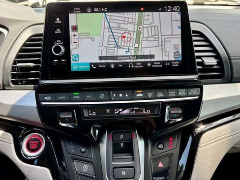 New 2026 Honda Odyssey Touring image 19