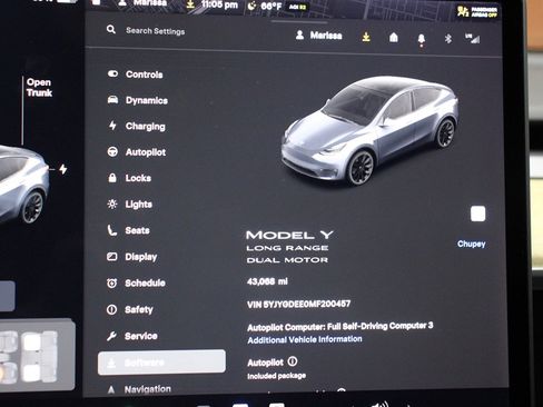 Used 2021 Tesla Model Y Long Range image 17