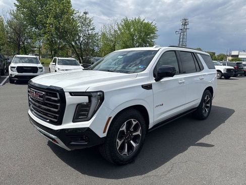 New 2026 GMC Yukon AT4 Ultimate w/ LPO, Floor Liner Package AWD/4WD image 3