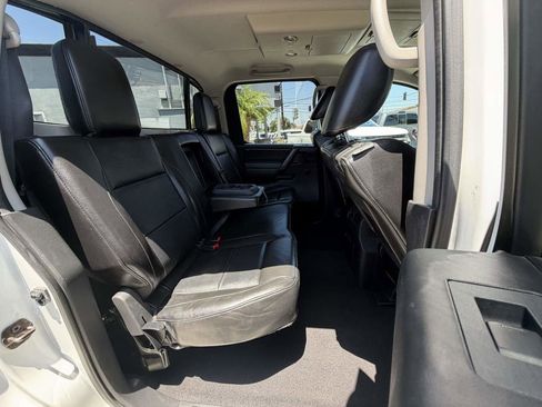 Used 2012 Nissan Titan SL RWD image 37