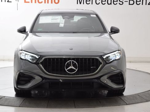 New 2026 Mercedes-Benz E 53 AMG e 4MATIC Sedan image 9