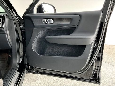 Certified 2023 Volvo XC40 Recharge Plus AWD/4WD image 24