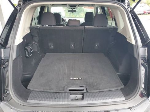 Certified 2023 Nissan Rogue SV image 6