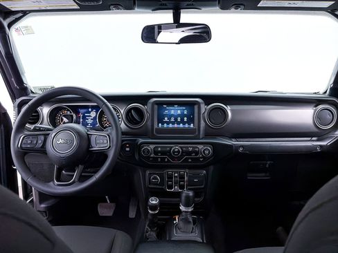 Used 2023 Jeep Gladiator Sport AWD/4WD image 24