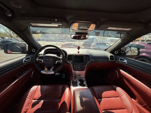 Used 2018 Jeep Grand Cherokee Trackhawk image 15